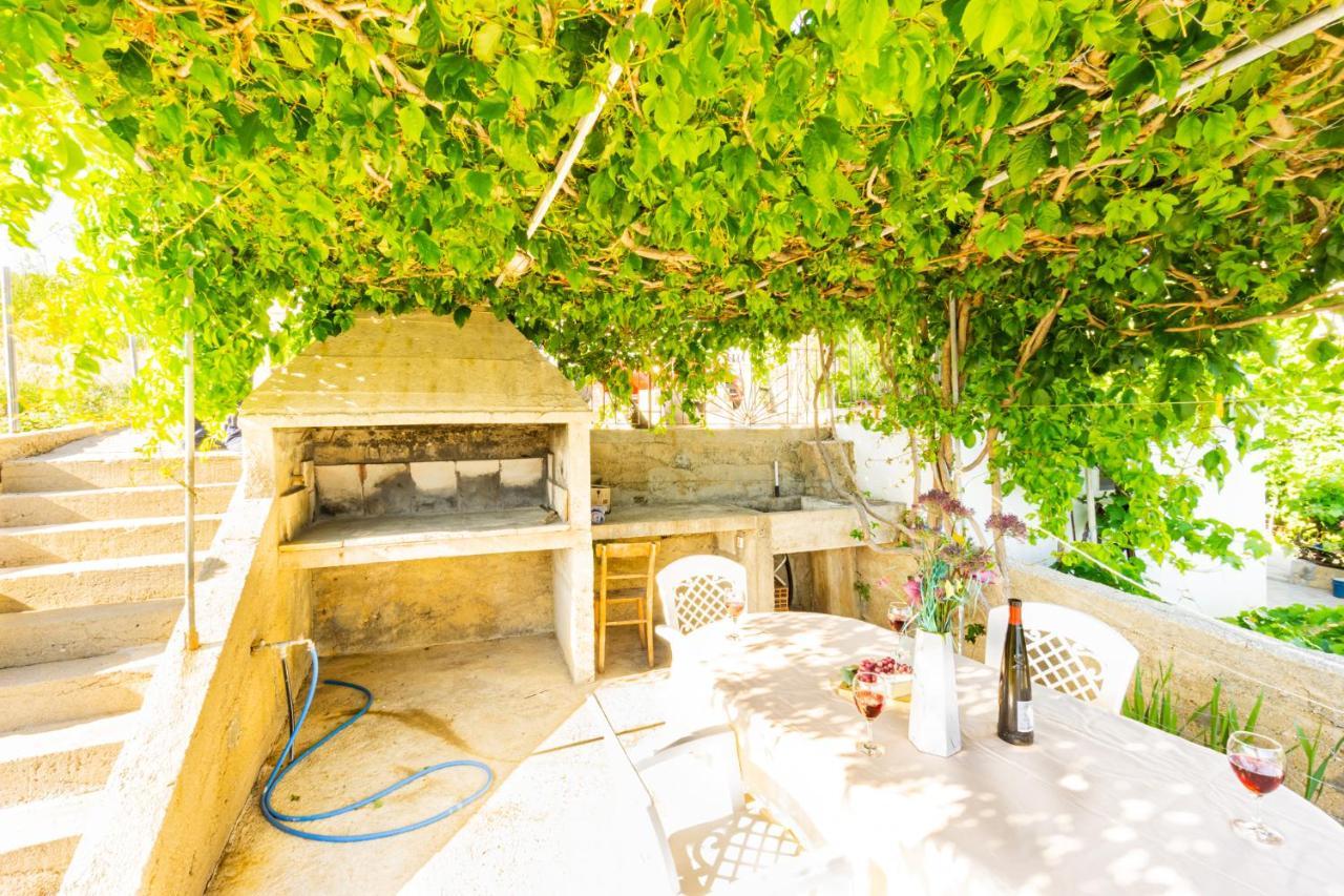 Ferienwohnung Bepic Quiet Location On A Beautiful Bay Metajna Exterior foto
